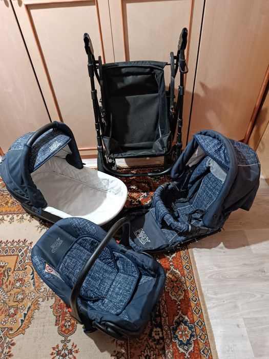 Продам Коляску 3 в 1