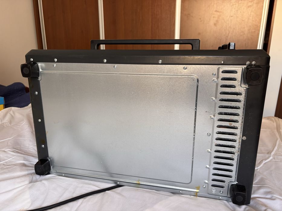 Cuptor electric Star-Light CEC-4218, 42L, convectie, grill, 1800W, stare bună