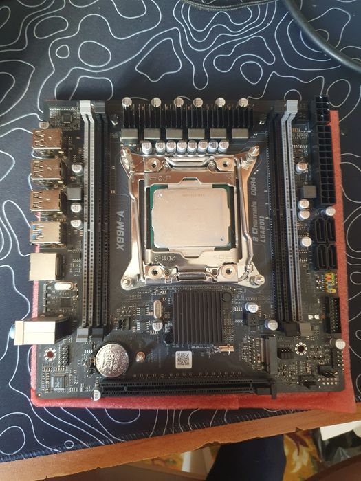 Комплект  xeon e5 2696 v3