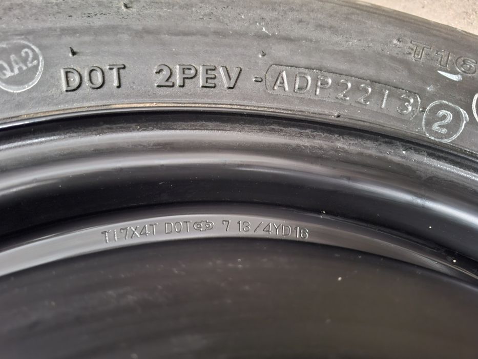 Резервна гума Патерица Бандажка за Тойота Рав 4 Toyota Rav 4
