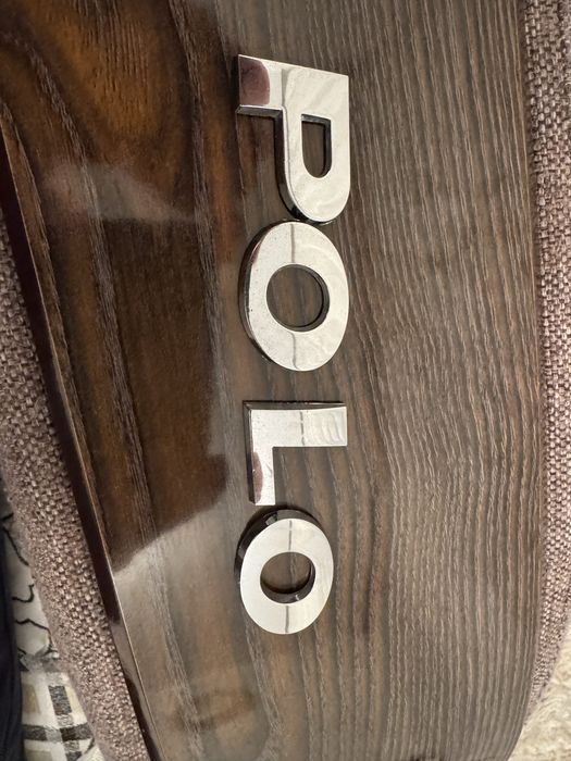 Шильдик или надпись POLO