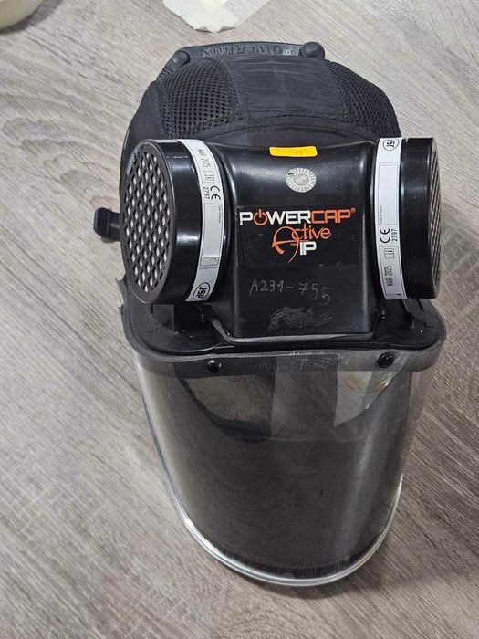 Powercap Active IP 8hr Multi Plug Черен