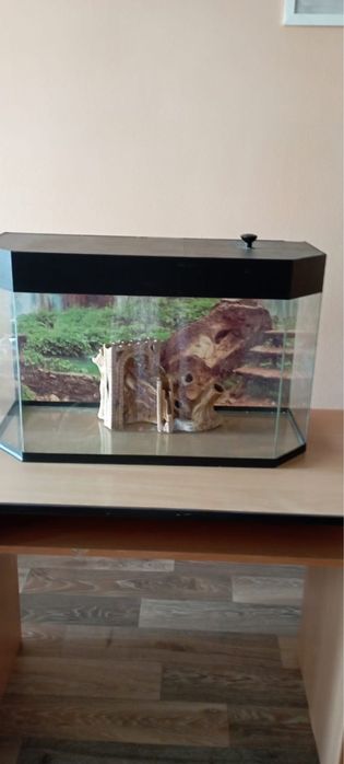 Продам аквариумы 40л и 60л