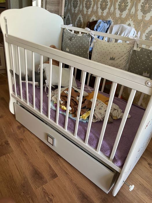 Продам манежку в хорошем состоянии