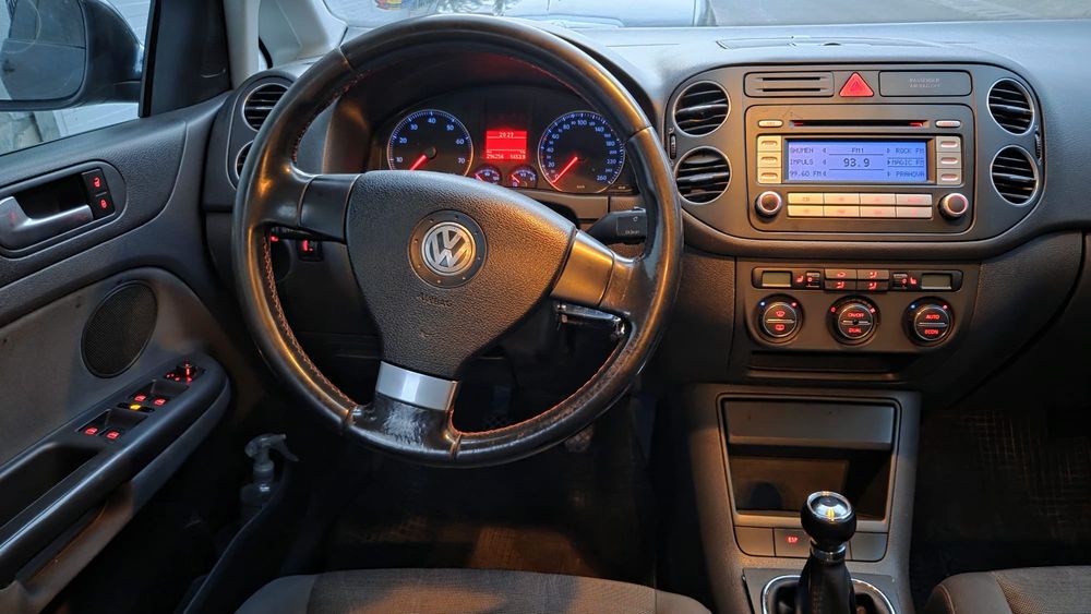 Vw Golf Plus 1.6 benzina, fără rugina, impecabila