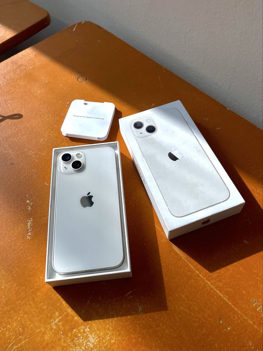 Продаю Айфон 13