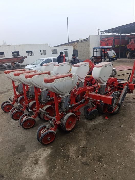 Қўш қарор сеялка 76/10 пневматик