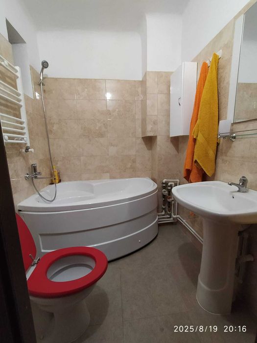 Apartament de inchiriat 2 camere Oradea zona Cantemir