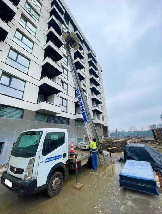 Lift exterior de închiriat 36M cu manipulatori, mobilă, construcții