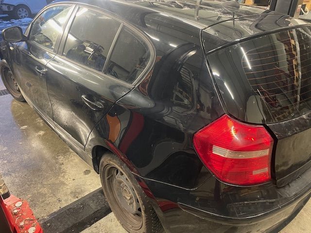 Dezmembrez BMW 116i E87 Facelift an 2011  N43B20A