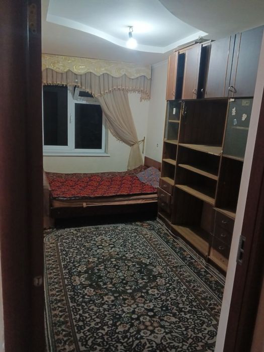 Срочно Вокзал УзГазОил квартира ижарага берилади оила ва студентларга!