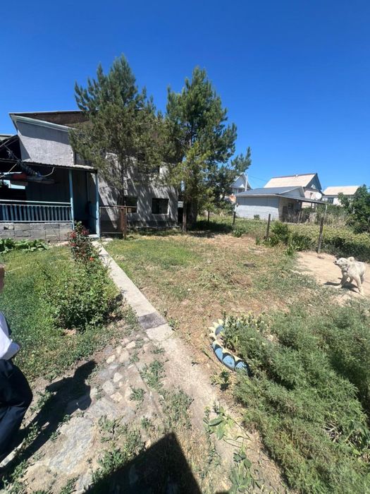 Продоетсья дача в Алмалы рядом с Бугром