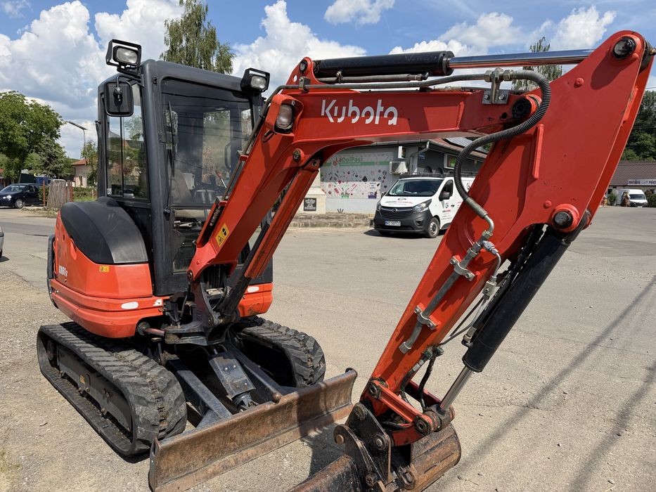 Miniescavator Kubota Kx 61-3