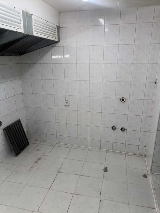 Дава се под наем Заведение в Разград, Център - 90 кв.м за 663 € - Снимка #8