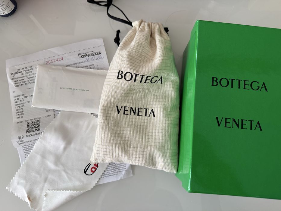Bottega Veneta очила