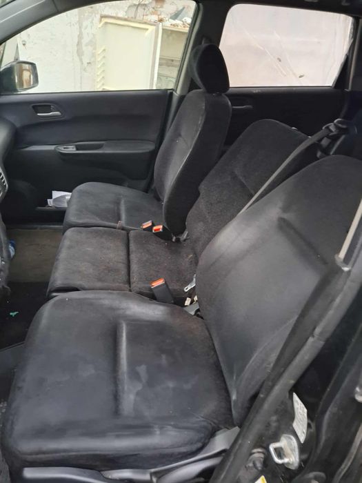 Honda FRV 2.2 140кс