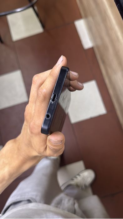 Продам Redmi или на запчасть