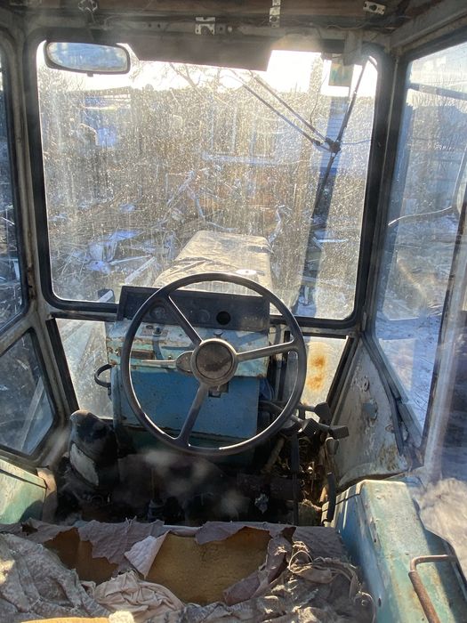 Продам трактор с телегой