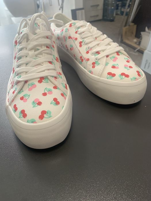 Кецове 40 размер нови