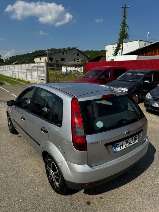 FORD Fiesta 2005 — imagine 2