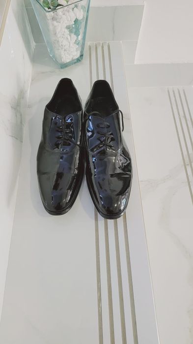 Pantofi bărbați de vânzare