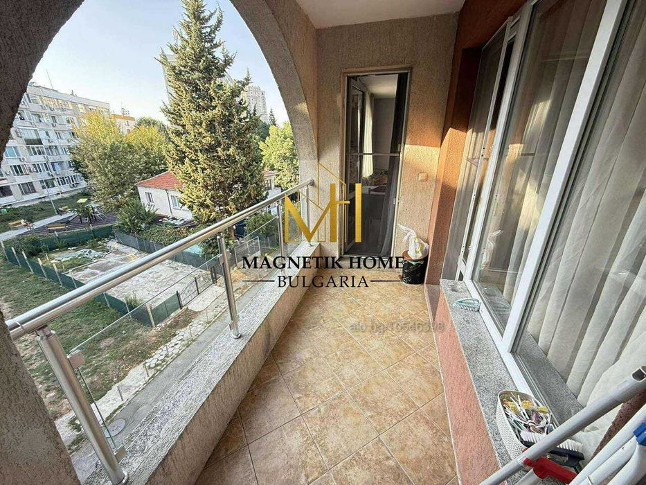 Дава се под наем Двустаен апартамент в Бургас, Лазур - 60 кв.м за 408 € - Снимка #11