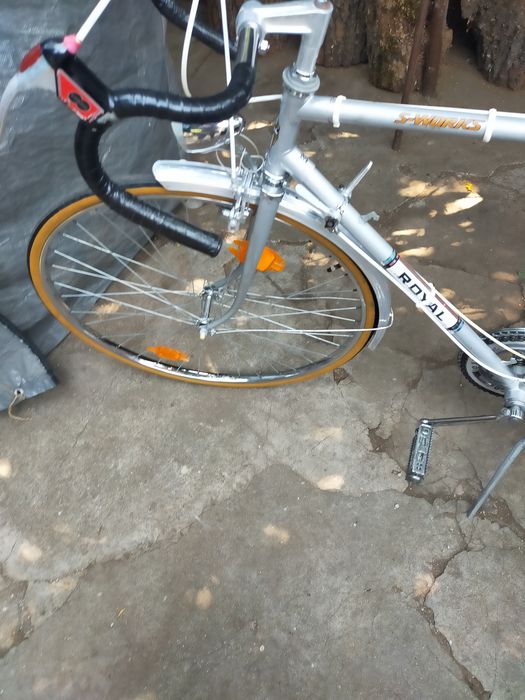 Bicicleta Royal pe 28 semicursiera fuul shimano.