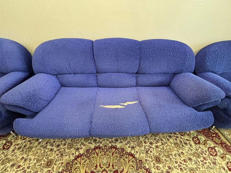 Диван с креслами