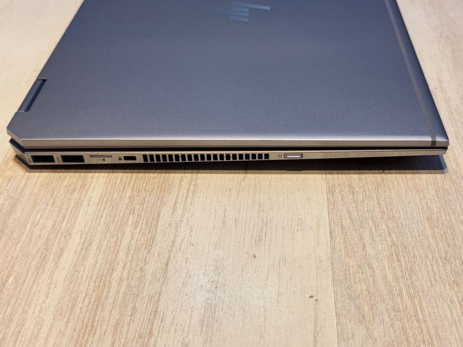 Hp Zbook Studio X360/15.6’Touchscreen/i7-8850H/32GB DDR4/512GB/Quadro