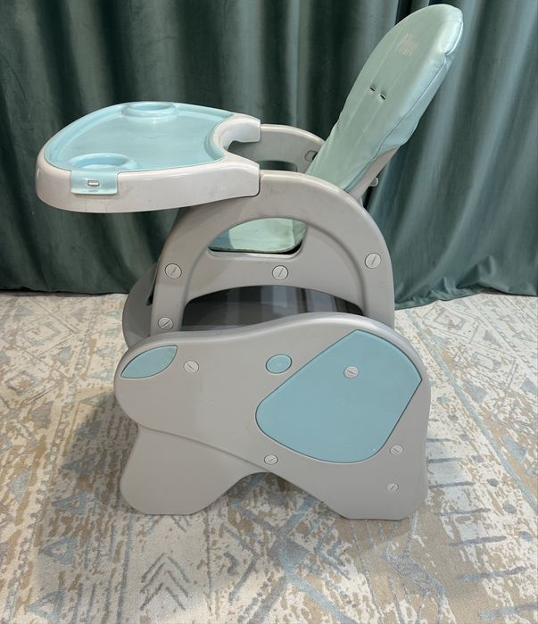 Стул для кормления универсальный