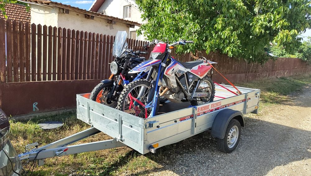 Remorca remorci de inchiriat cu prelata și fără 750 kg