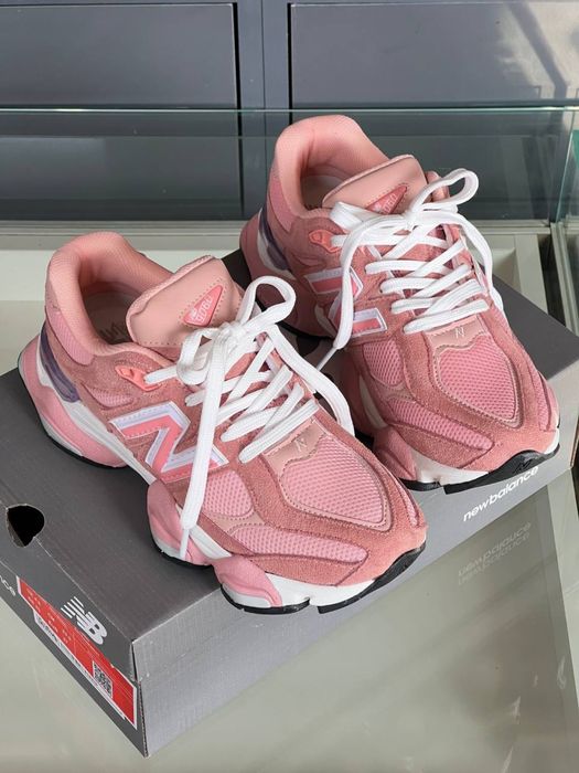 New Balance 9060