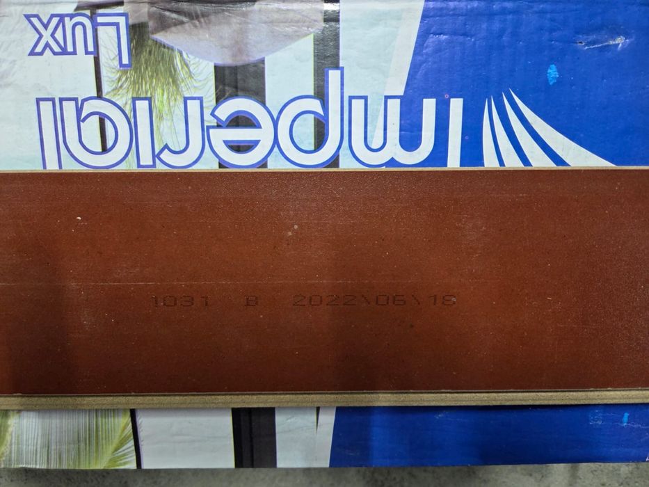 Продам   Ламинат