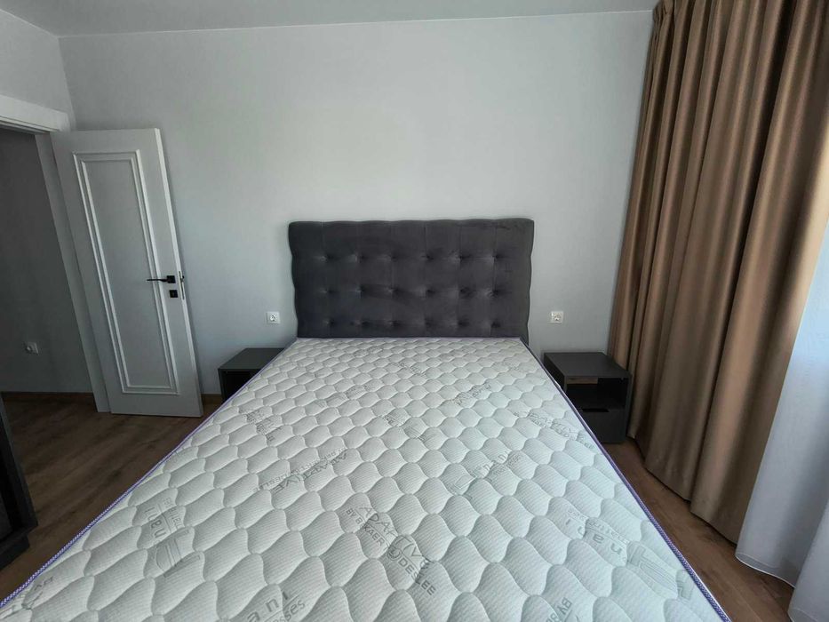 Двустаен обзаведен апартамент в сграда с Акт 16/ Паркомясто в цената