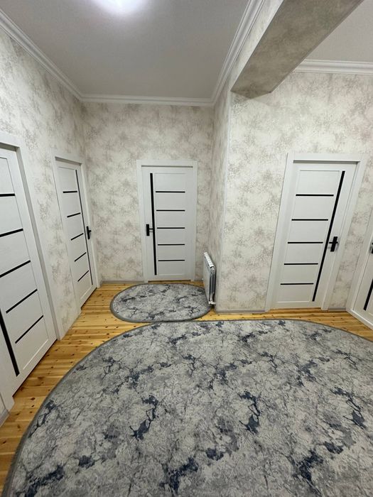 2 xonali uynijaraga beriladi.  Tantana, Registon