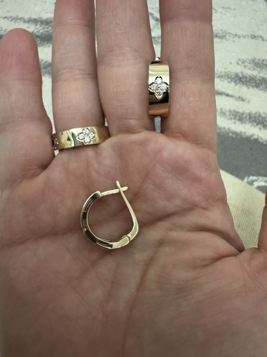 серьги 585 золото Турция