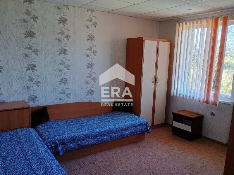 Дава се под наем Етаж от къща в Варна, Аспарухово - 100 кв.м за 714 € - Снимка #4