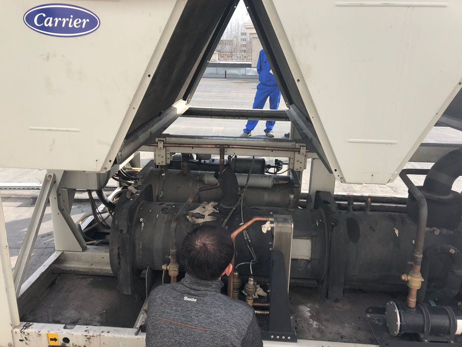 Ремонт промышленных холодильников и горок