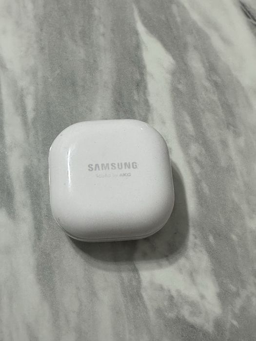 Наушник Galaxy Buds