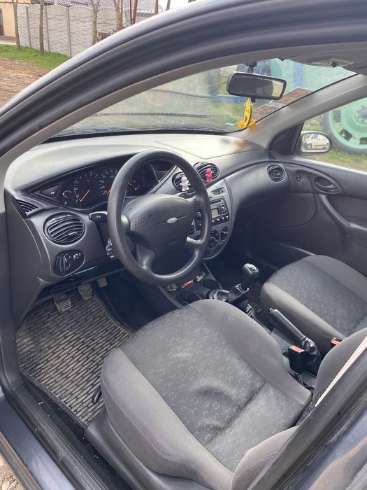 FORD Focus 2001 — imagine 3
