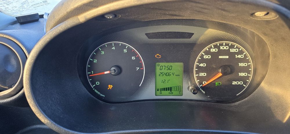 Лада гранта 2013год