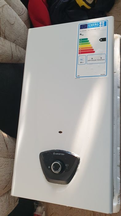 Instant ariston apa calda