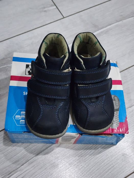 Продам детскую обувь ortopedia