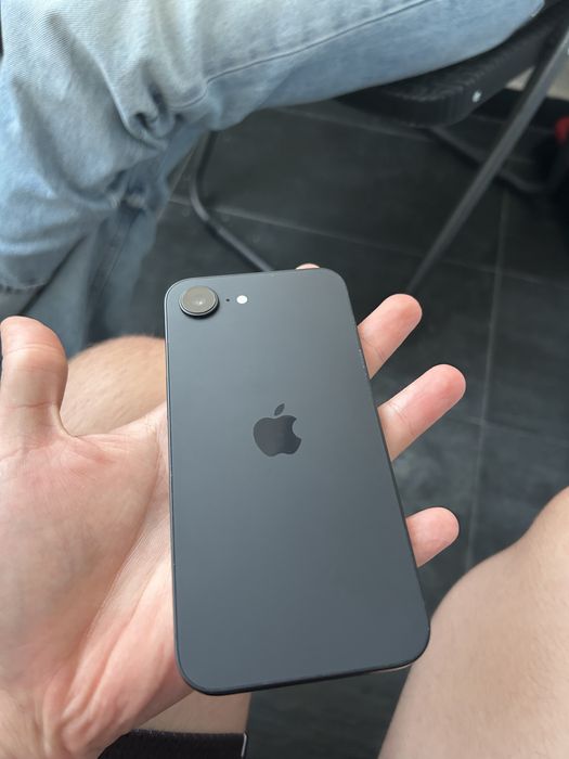Vand/Schimb iPhone 17e 256gb