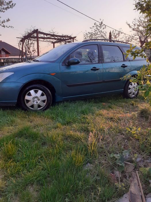 FORD Focus 2000 — imagine 4