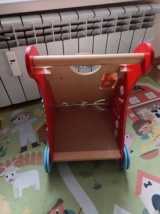 Активираща дървена проходилка/ дървен Уокър Viga - Червена