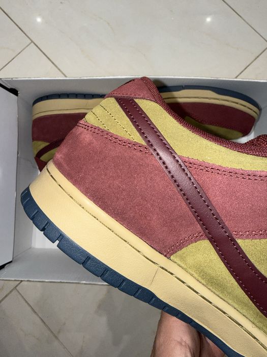 Обувки Nike Dunk Low SB “Dark Team Red Olive Flak” - размер 48.5