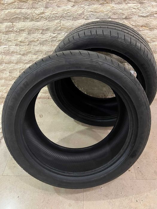 Vând 2 anvelope GoodYear Asymmetric 3-255/40R18 99Y runflat DOT 4623