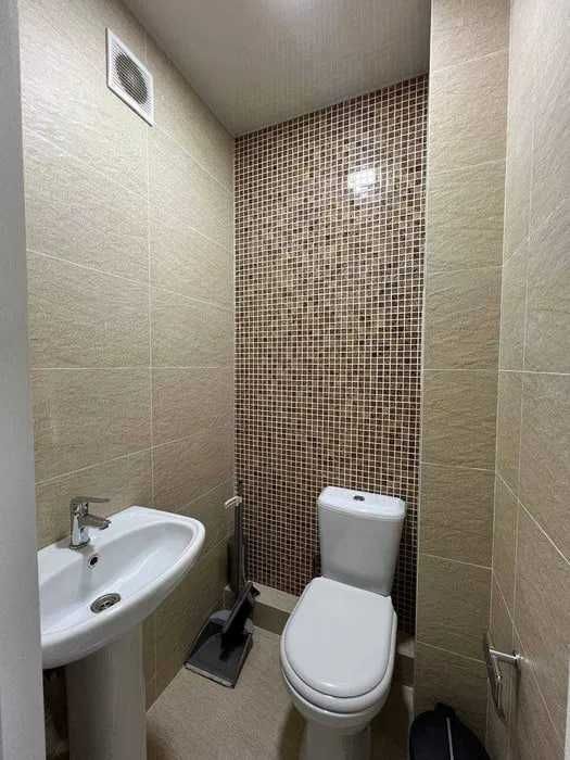 #304 Сдаётся квартира ул. Садык Азимова 3/2/9 Комнаты раздельные.