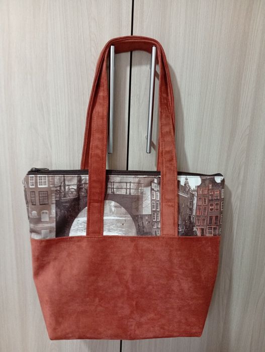 Продаю сумки через плечо